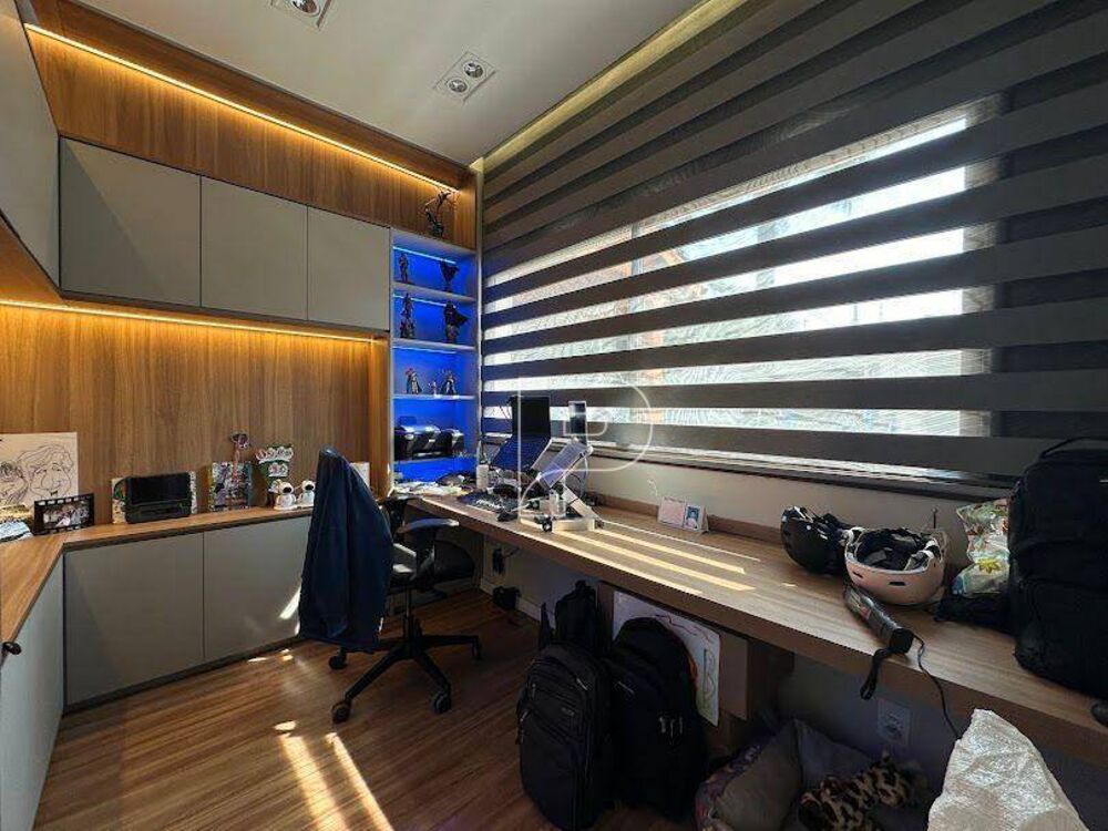 Casa, 4 quartos, 256 m² - Foto 9