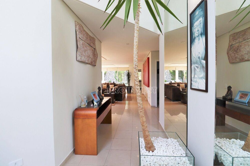 Casa de Condomínio à venda com 4 quartos, 373m² - Foto 2