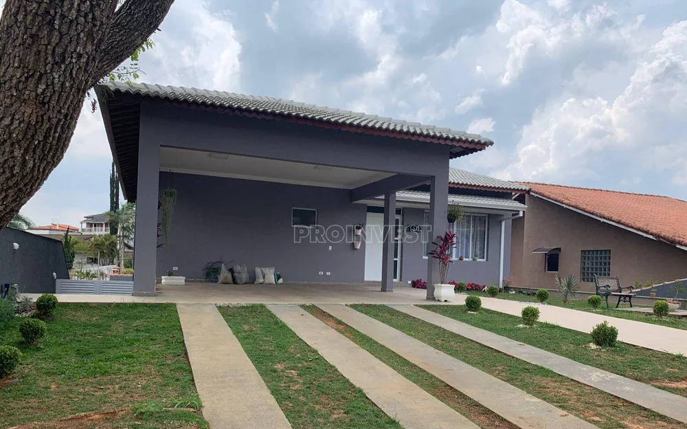 Casa de Condomínio à venda com 3 quartos, 297m² - Foto 2