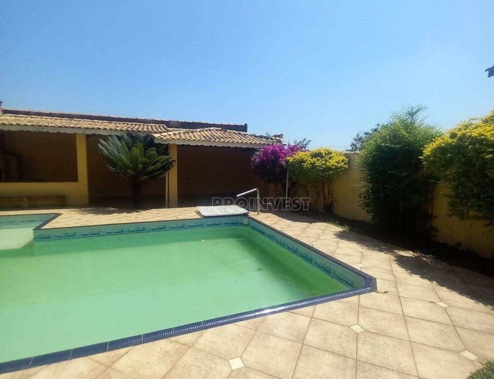 Casa de Condomínio à venda com 4 quartos, 300m² - Foto 4
