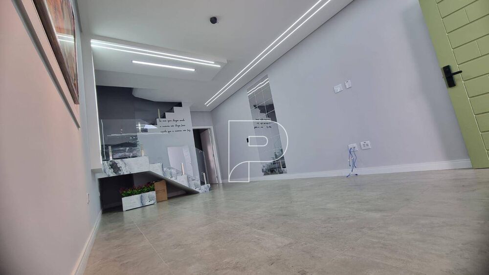 Casa à venda com 3 quartos, 114m² - Foto 3