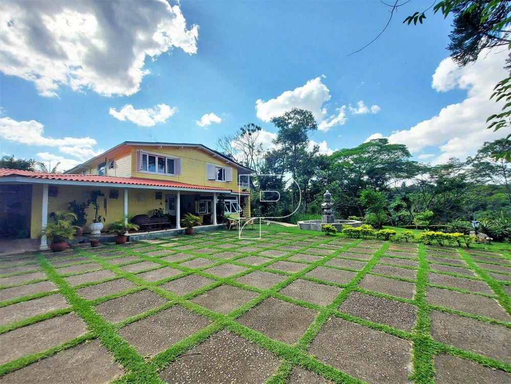 Casa de Condomínio à venda e aluguel com 8 quartos, 1104m² - Foto 1