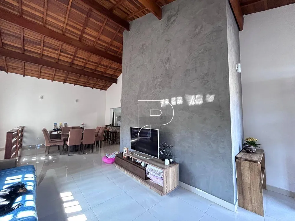Casa, 2 quartos, 280 m² - Foto 1