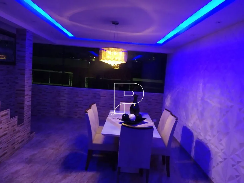 Casa, 3 quartos, 300 m² - Foto 3