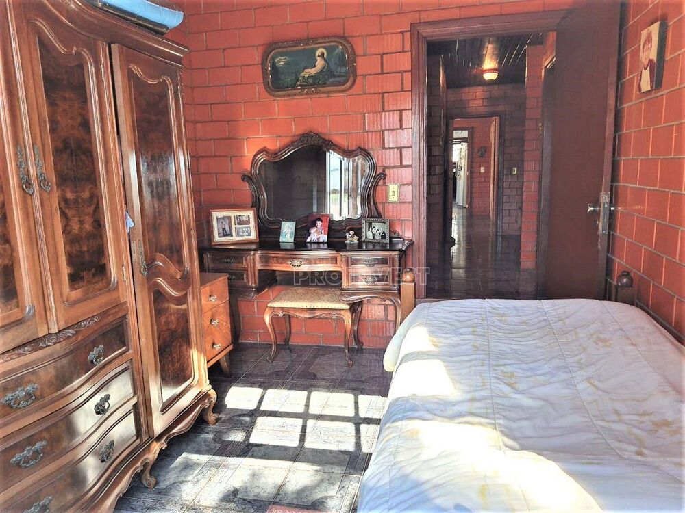 Chácara à venda com 5 quartos, 300m² - Foto 3