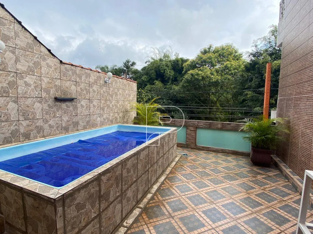 Casa, 3 quartos, 201 m² - Foto 1