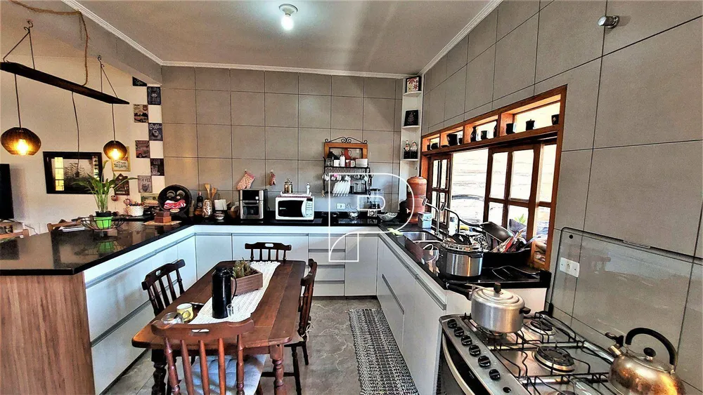 Casa, 3 quartos, 240 m² - Foto 2