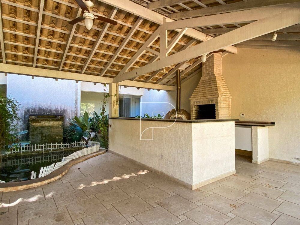 Casa de Condomínio à venda com 4 quartos, 570m² - Foto 1