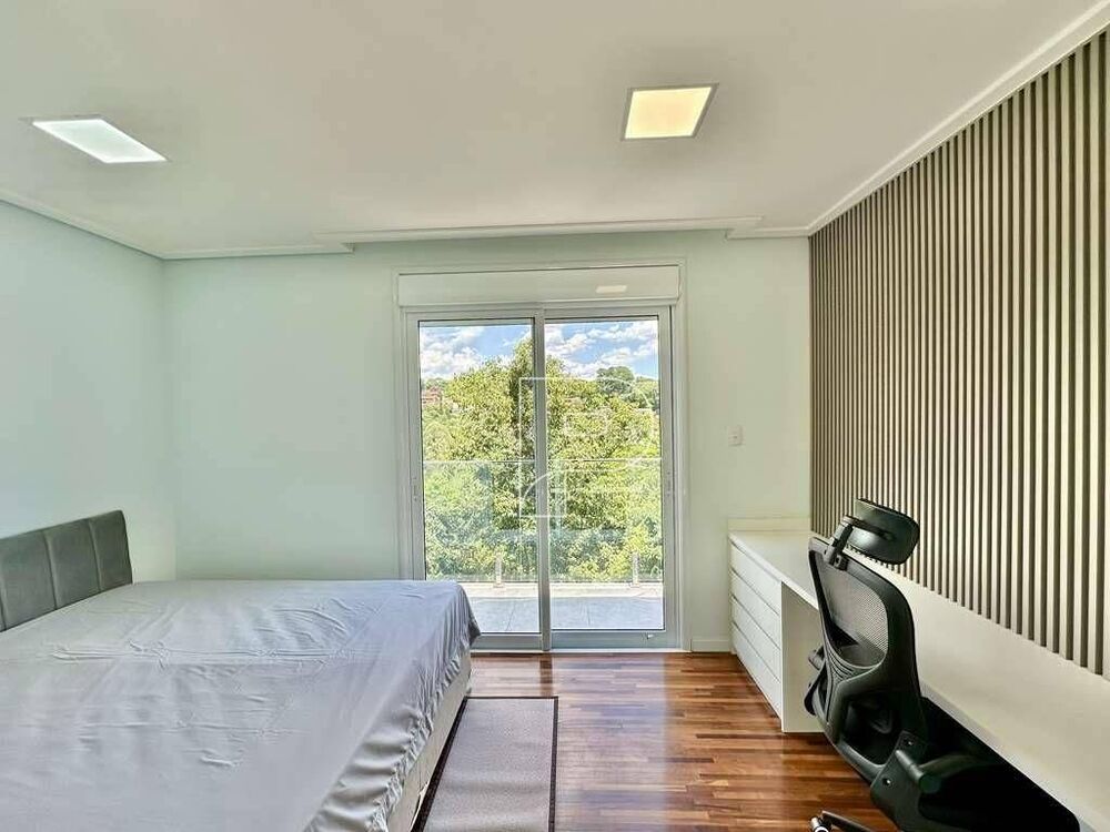 Casa de Condomínio à venda com 4 quartos, 435m² - Foto 3