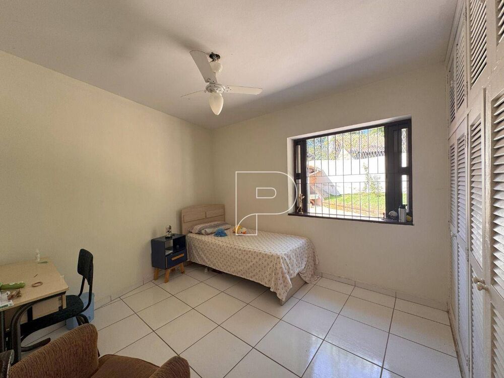Casa, 4 quartos, 280 m² - Foto 2