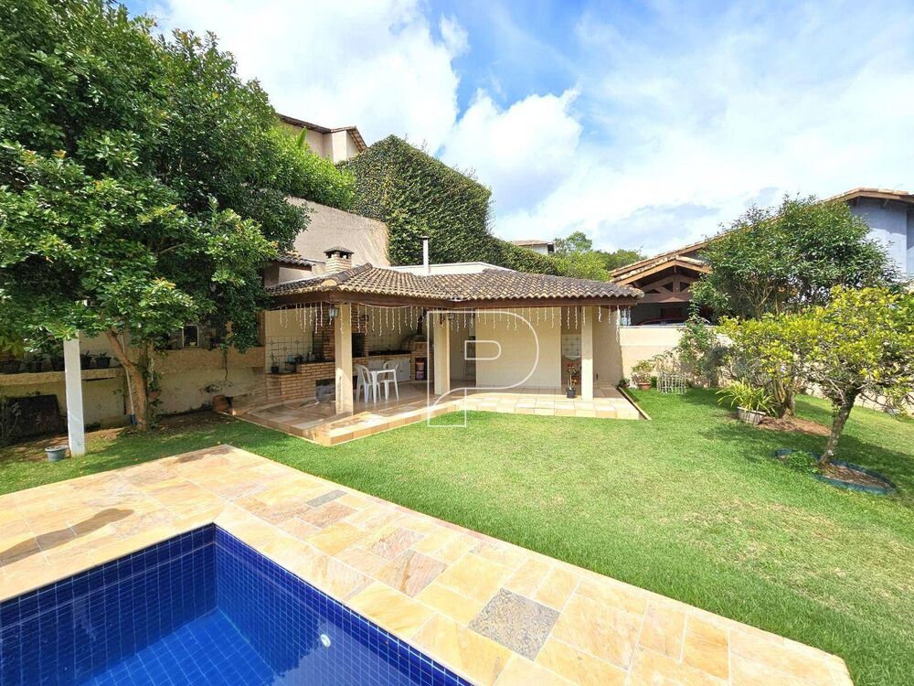 Casa de Condomínio à venda com 4 quartos, 419m² - Foto 1