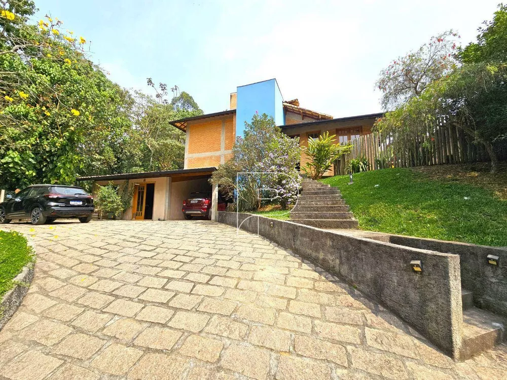 Casa de Condomínio à venda com 3 quartos, 261m² - Foto 1