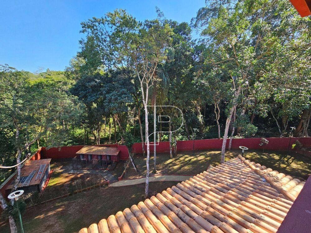 Casa de Condomínio à venda com 4 quartos, 450m² - Foto 1