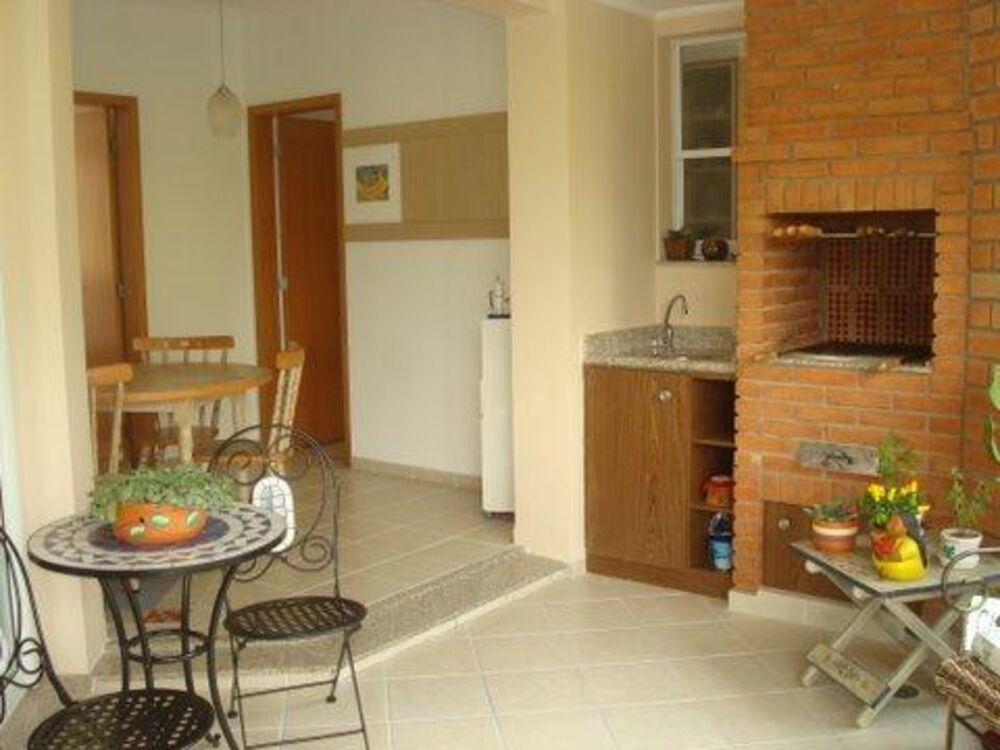 Apartamento à venda com 4 quartos, 186m² - Foto 1