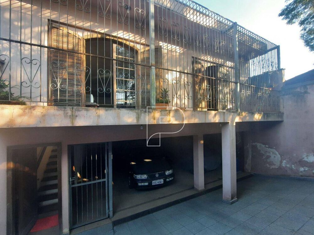 Casa, 4 quartos, 237 m² - Foto 2