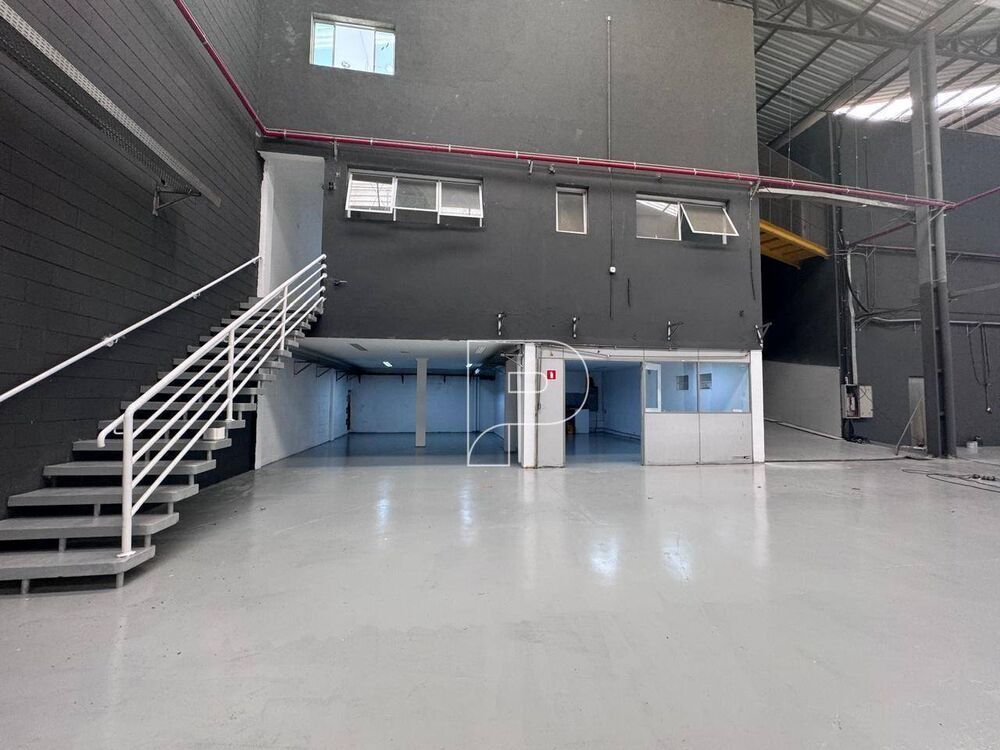 Depósito-Galpão-Armazém para alugar, 1500m² - Foto 4