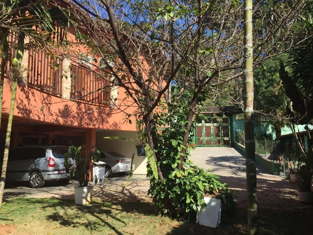 Casa de Condomínio à venda com 4 quartos, 488m² - Foto 1