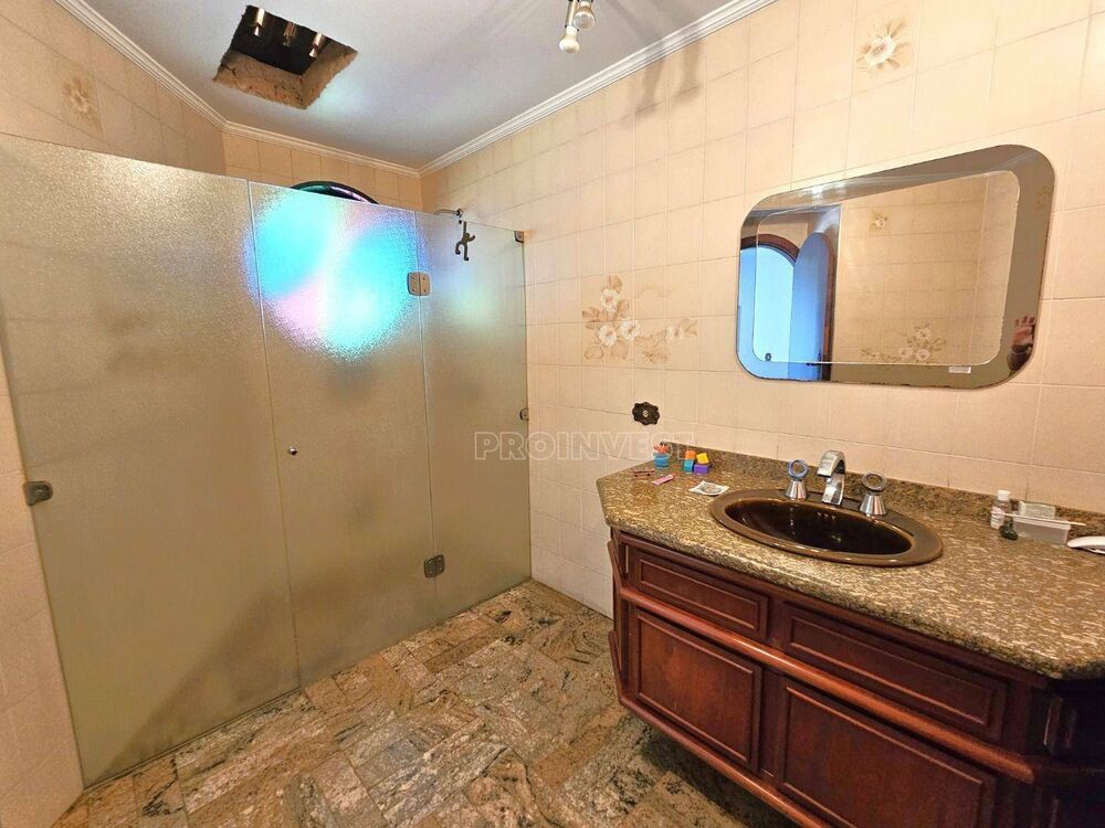 Casa à venda e aluguel com 4 quartos, 1000m² - Foto 3