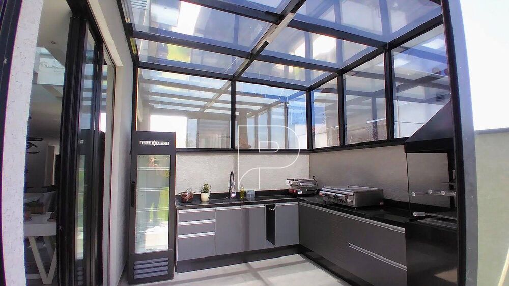 Casa de Condomínio à venda com 3 quartos, 195m² - Foto 2