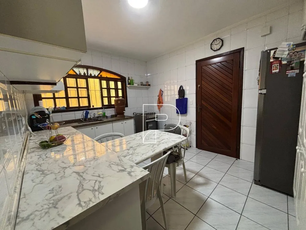 Casa, 3 quartos, 240 m² - Foto 5