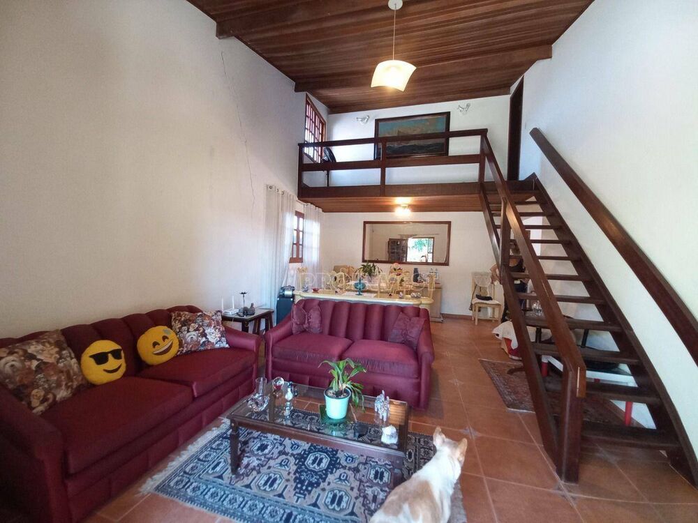 Casa à venda com 4 quartos, 147m² - Foto 8