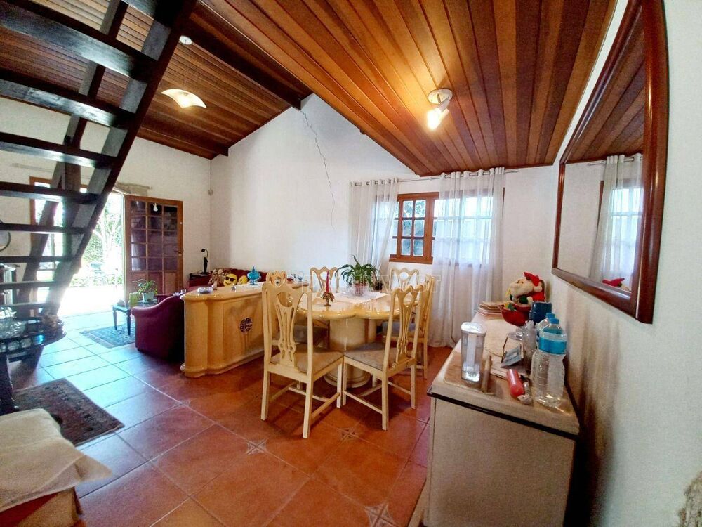 Casa à venda com 4 quartos, 147m² - Foto 5