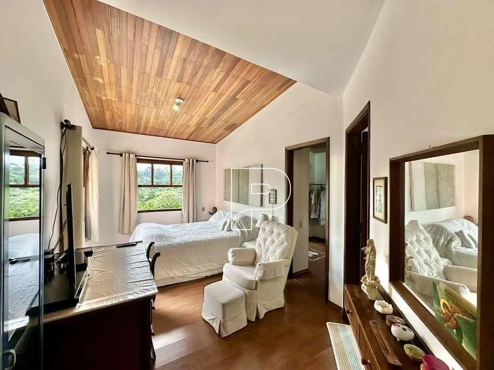 Casa, 4 quartos, 218 m² - Foto 4