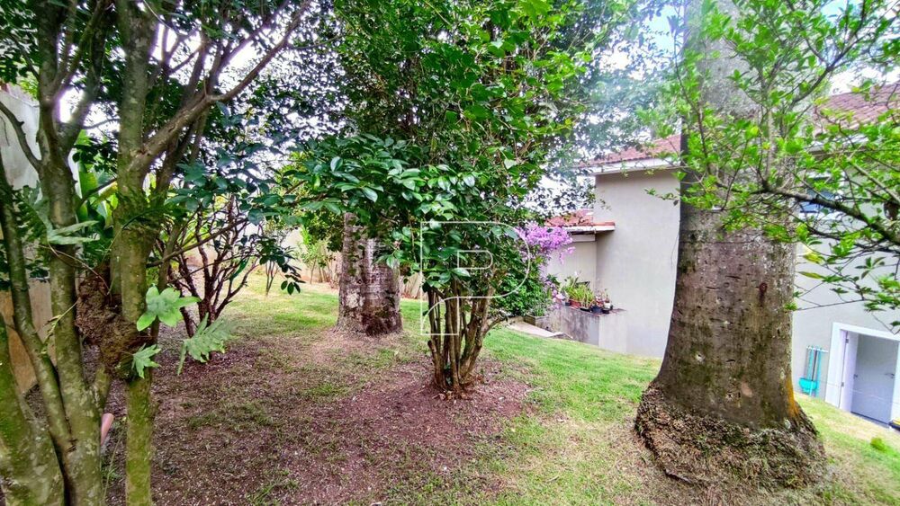 Casa de Condomínio à venda e aluguel com 4 quartos, 230m² - Foto 3