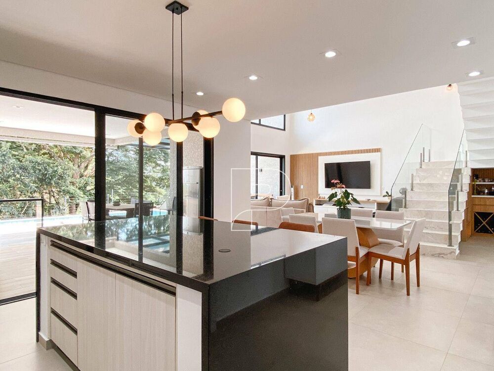 Casa de Condomínio, 4 quartos - Foto 1