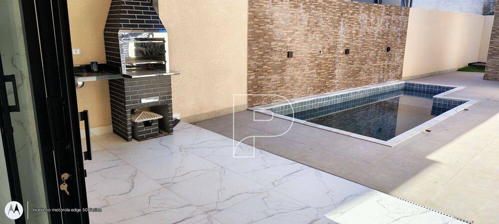Casa de Condomínio à venda com 3 quartos, 220m² - Foto 4