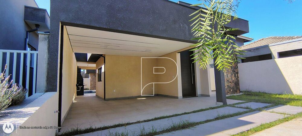 Casa de Condomínio à venda com 3 quartos, 220m² - Foto 3