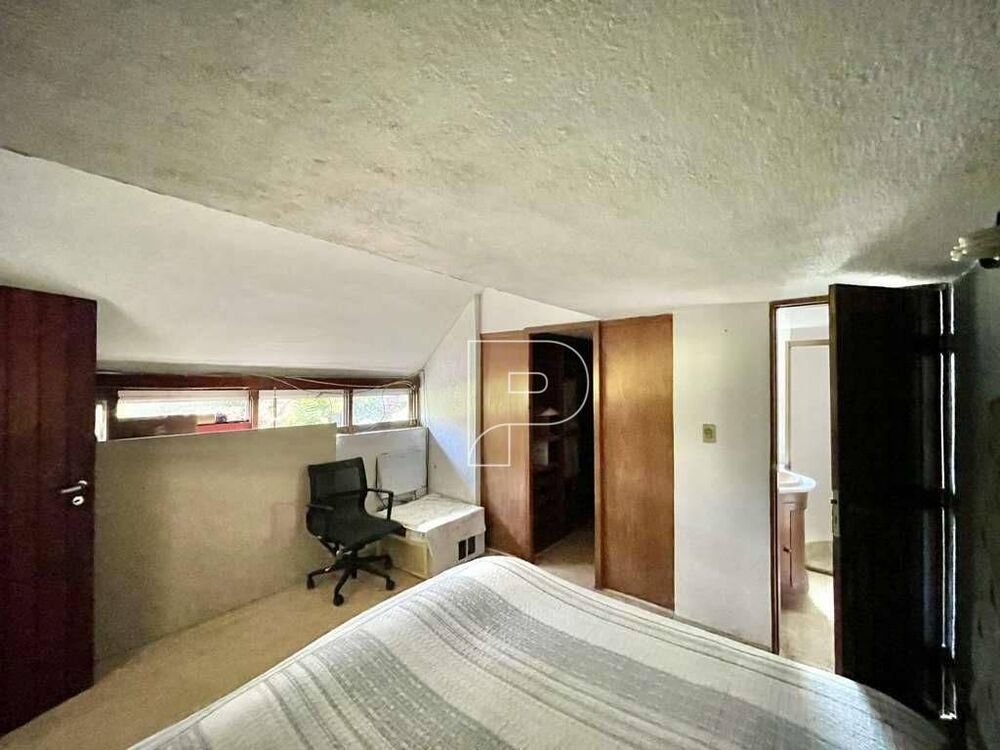 Casa à venda e aluguel com 1 quarto, 253m² - Foto 2