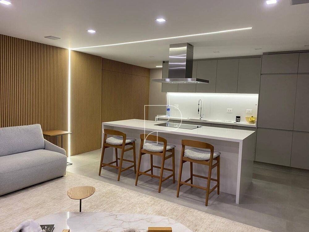 Apartamento à venda com 3 quartos, 248m² - Foto 1