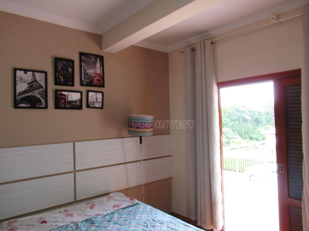 Casa de Condomínio à venda com 3 quartos, 300m² - Foto 3