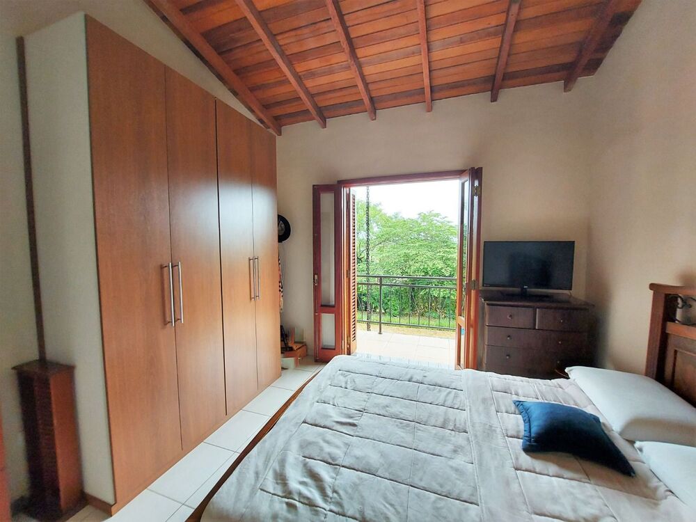 Casa à venda com 4 quartos, 395m² - Foto 9