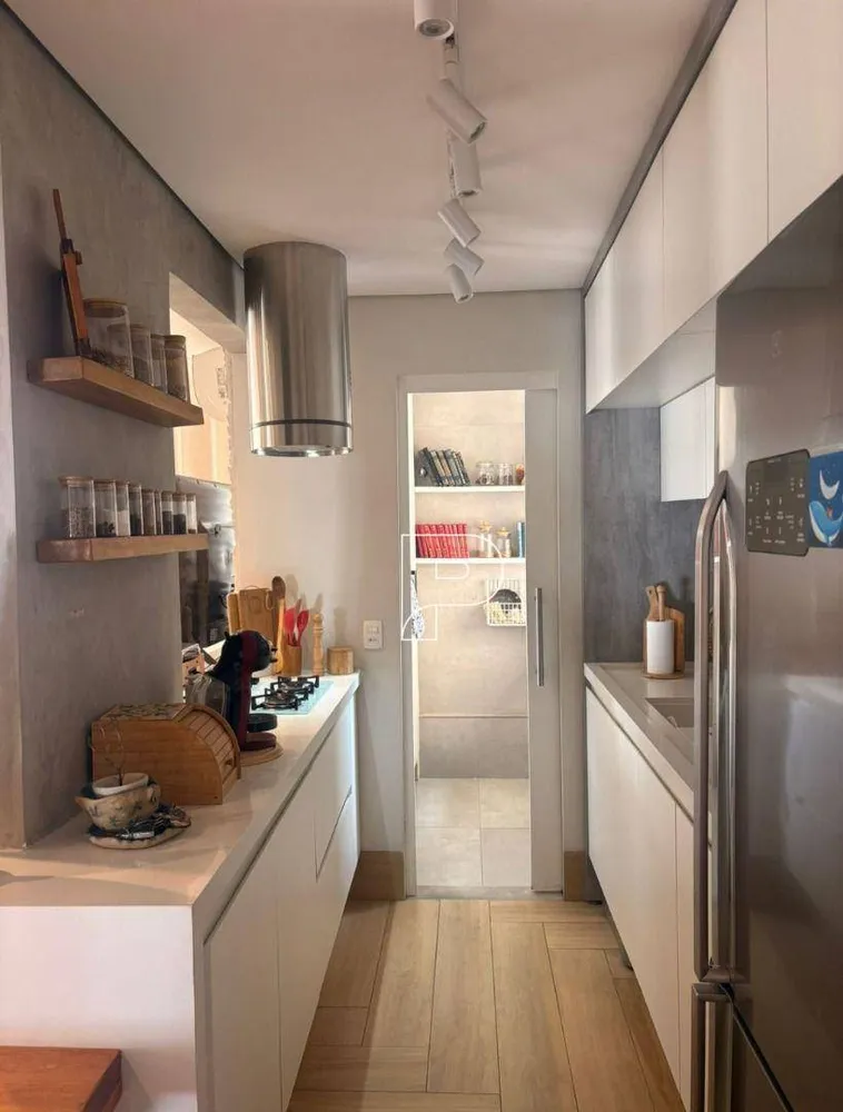 Apartamento, 3 quartos, 137 m² - Foto 2
