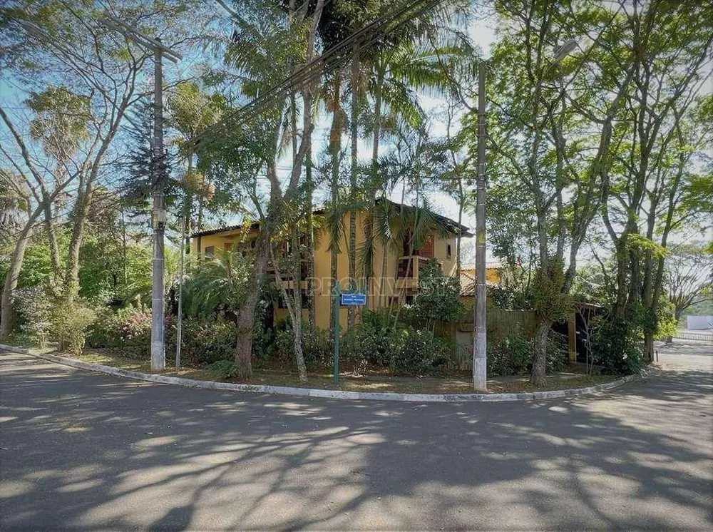 Casa de Condomínio à venda com 4 quartos, 481m² - Foto 3