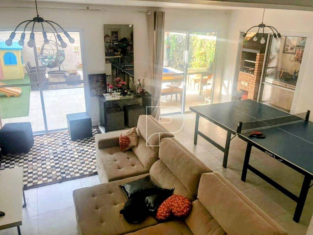 Casa de Condomínio à venda e aluguel com 3 quartos, 232m² - Foto 5