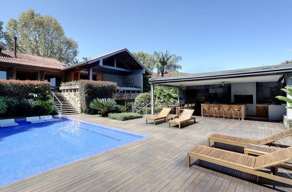Casa de Condomínio à venda e aluguel com 3 quartos, 541m² - Foto 1