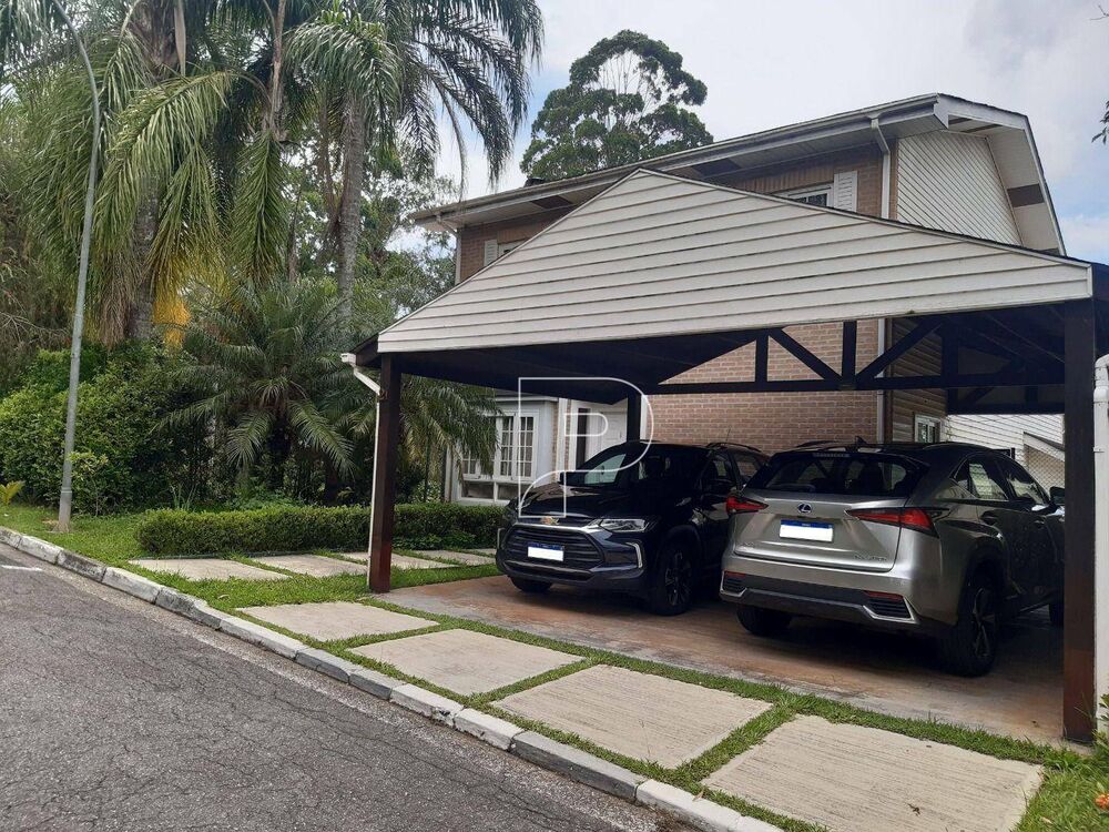Casa de Condomínio para alugar com 4 quartos, 346m² - Foto 2