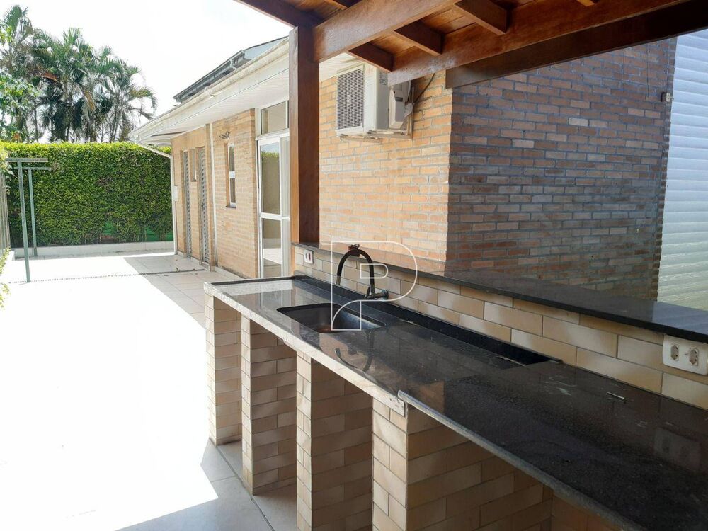 Casa de Condomínio para alugar com 4 quartos, 346m² - Foto 14