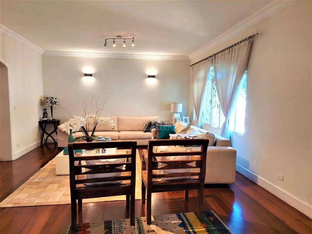 Casa, 3 quartos, 258 m² - Foto 1