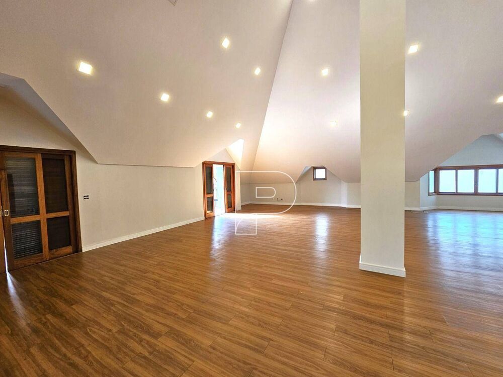 Casa de Condomínio à venda e aluguel com 5 quartos, 623m² - Foto 8