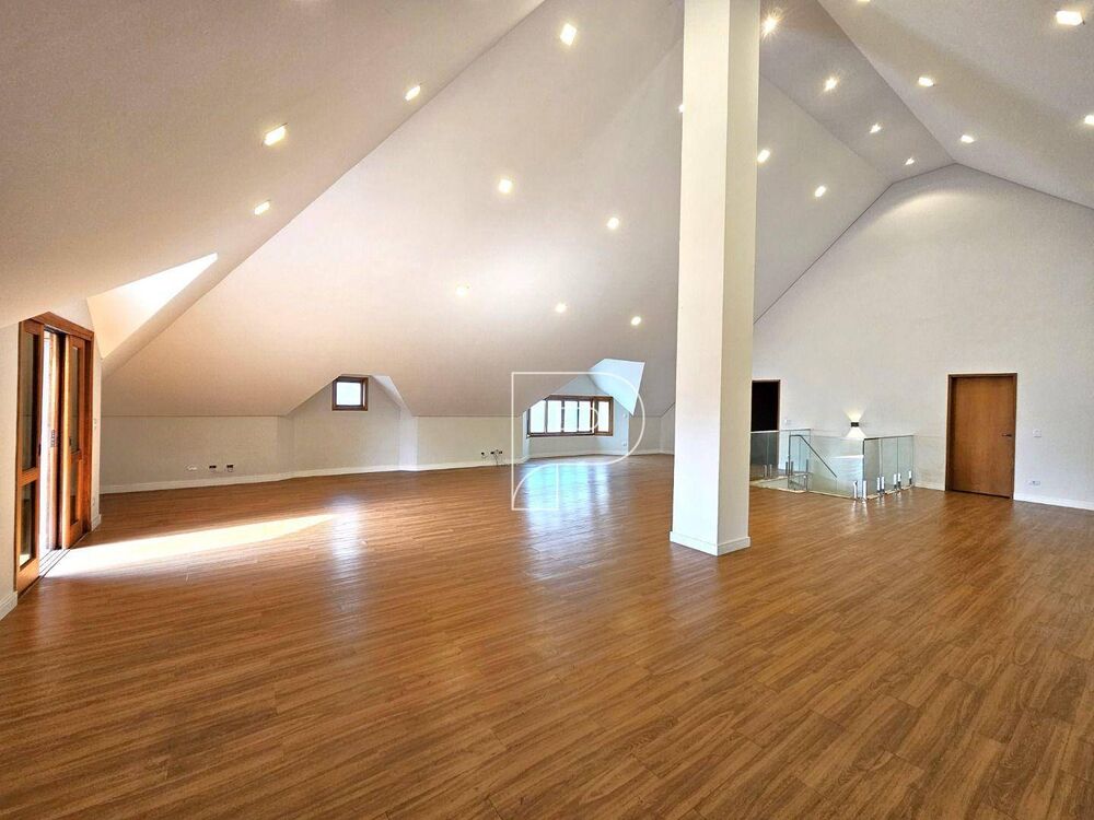 Casa de Condomínio à venda e aluguel com 5 quartos, 623m² - Foto 7