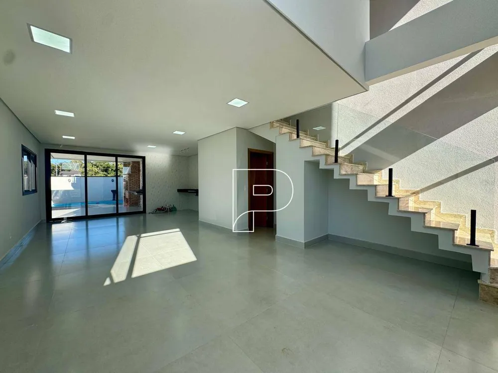 Casa, 3 quartos, 185 m² - Foto 1