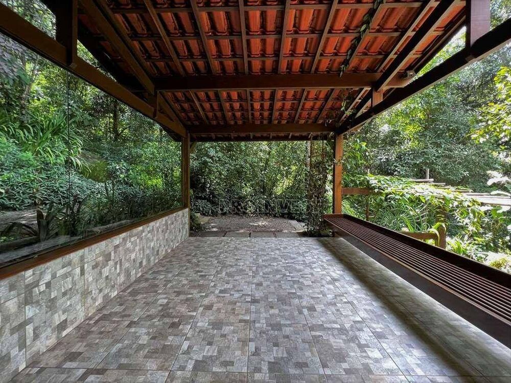Chácara à venda e aluguel com 1 quarto, 271m² - Foto 14