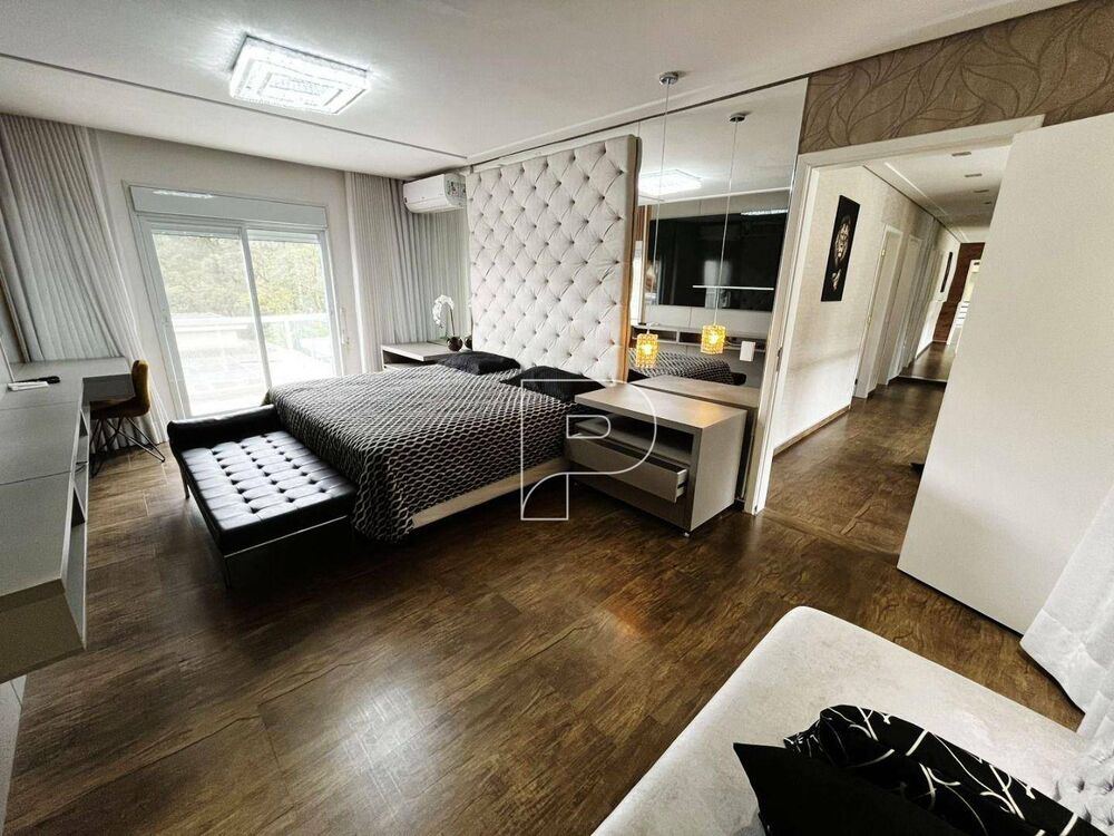 Casa de Condomínio à venda com 4 quartos, 380m² - Foto 4