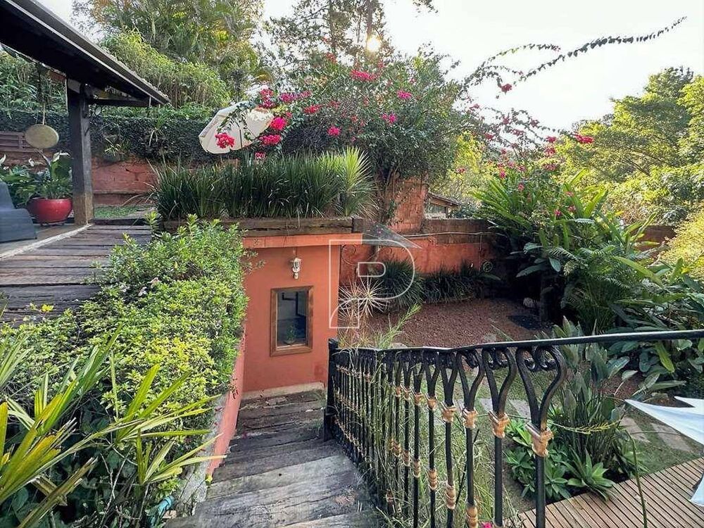 Casa, 5 quartos, 334 m² - Foto 3