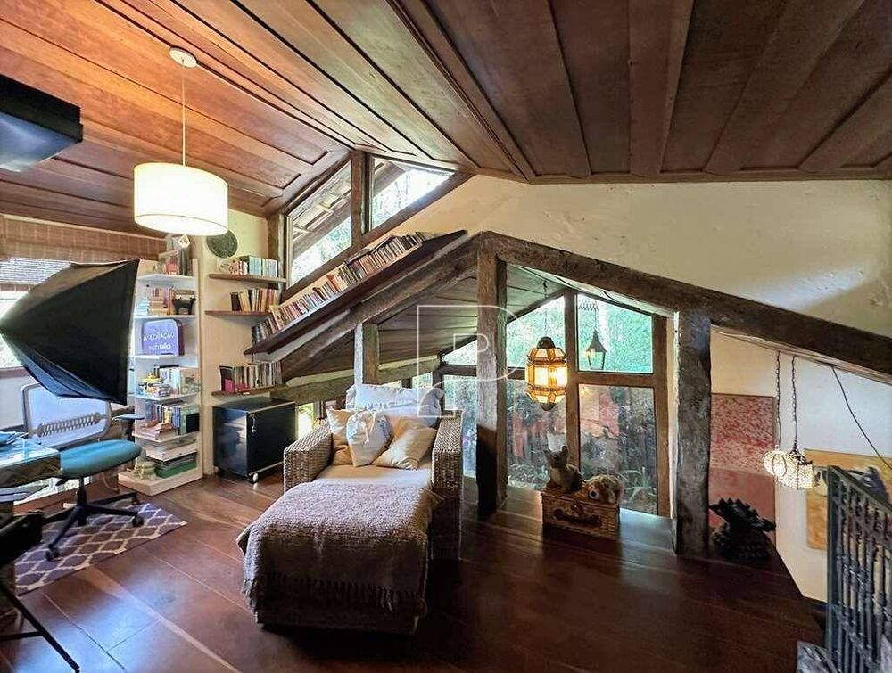 Casa, 5 quartos, 334 m² - Foto 1