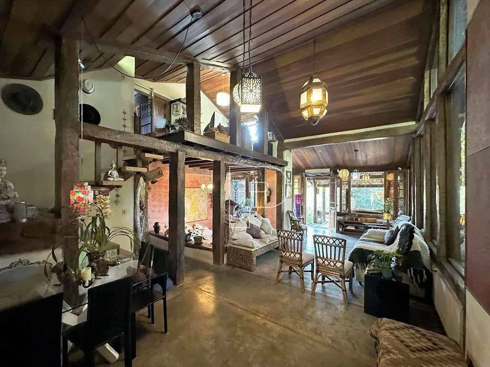 Casa, 5 quartos, 334 m² - Foto 2